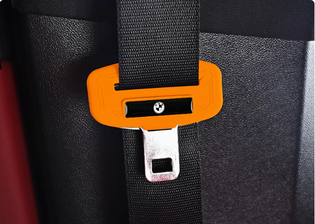 Védőhuzat az autó biztonsági övének csatjához🎉2 db🎉