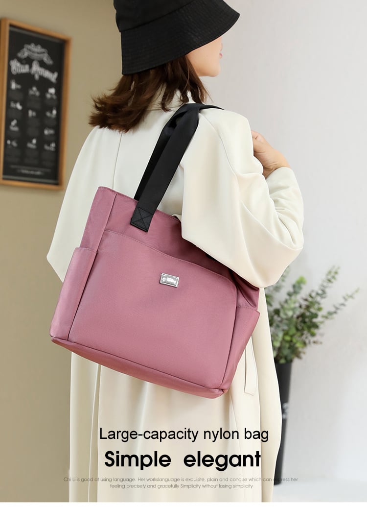 🔥Vízálló nylon válltáska nagy kapacitással és több zsebbel👜