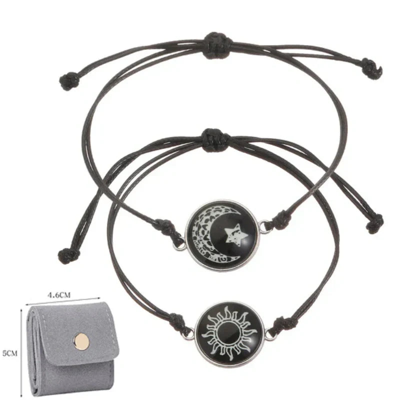 Nap és Hold – Egy Lélek. 💞 Karkötők pároknak, akik a távolság ellenére is összekapcsolódnak.