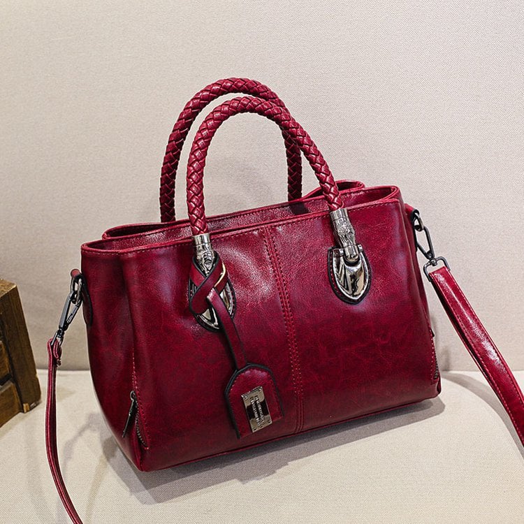 Nagy kapacitású női bőrtáska