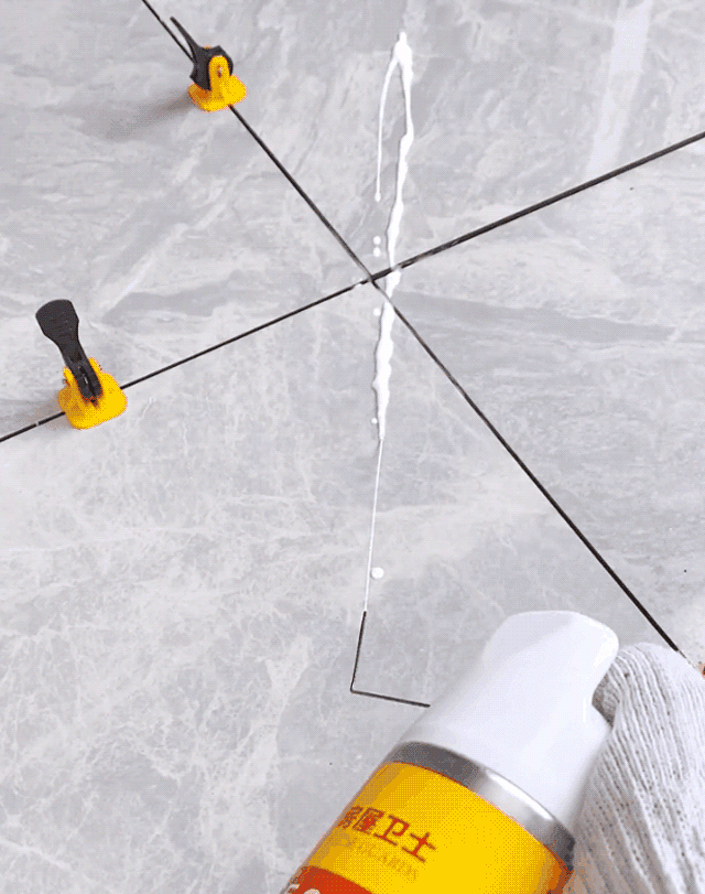 Csempe üregesedés elleni speciális ragasztó - egyedi megrendelés alapján