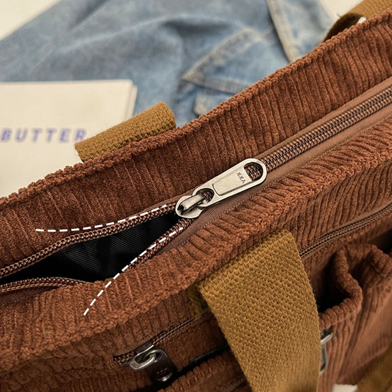 Egyszínű válltáska